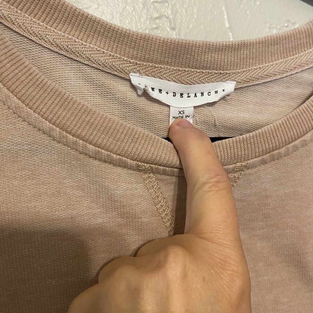 Jane and Delancey Short Puff‎ Sleeve Tan Top - Picture 5 of 5